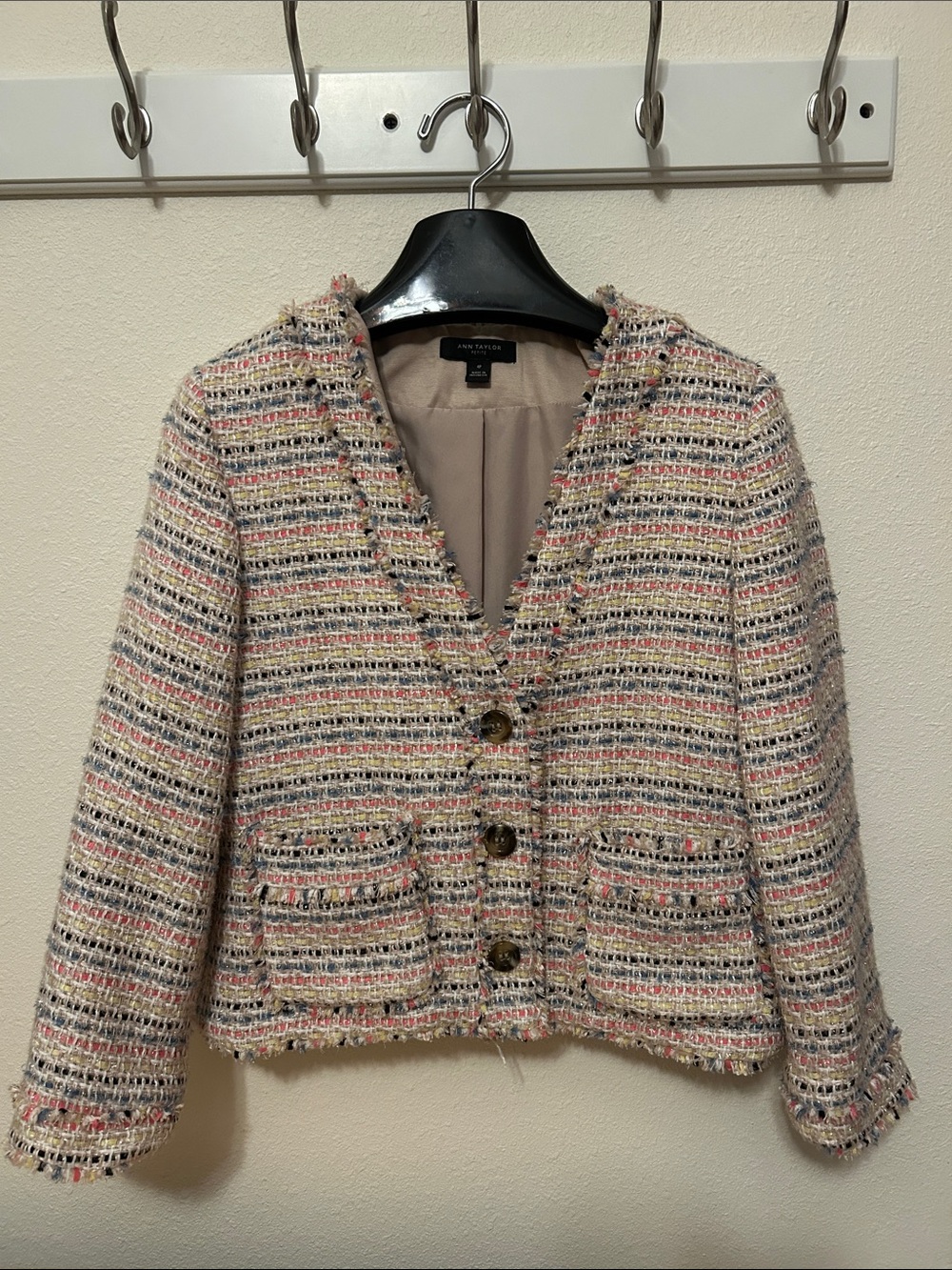 Ann Taylor Cream Multicolor Tweed Cropped Blazer